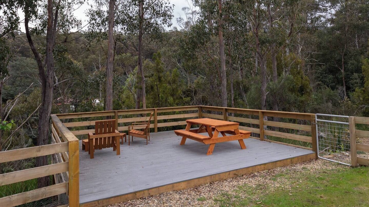 Photo of Outdoor in Longley