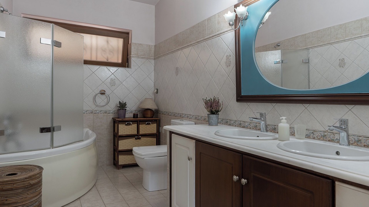 Photo of Bathroom in Aigialeia