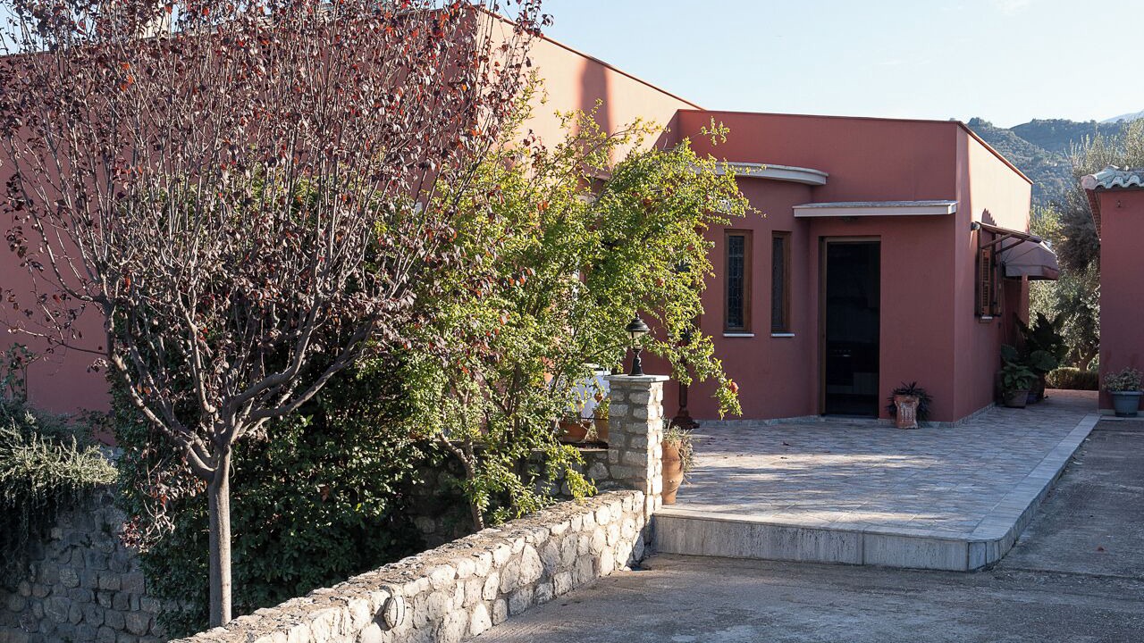 Photo of Others in Aigialeia