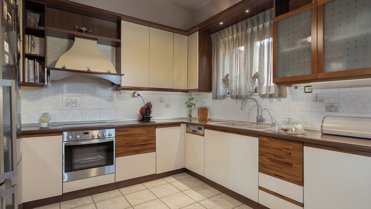 Photo of Others in Aigialeia