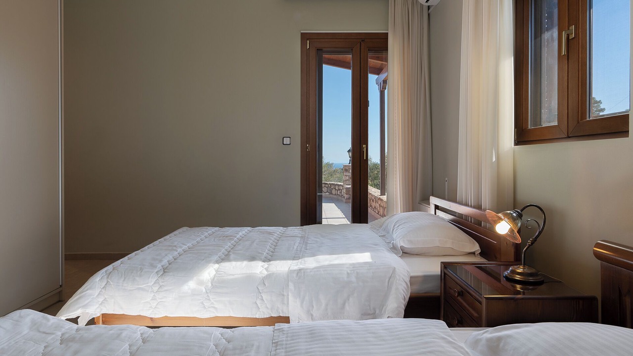 Photo of Bedroom in Aigialeia