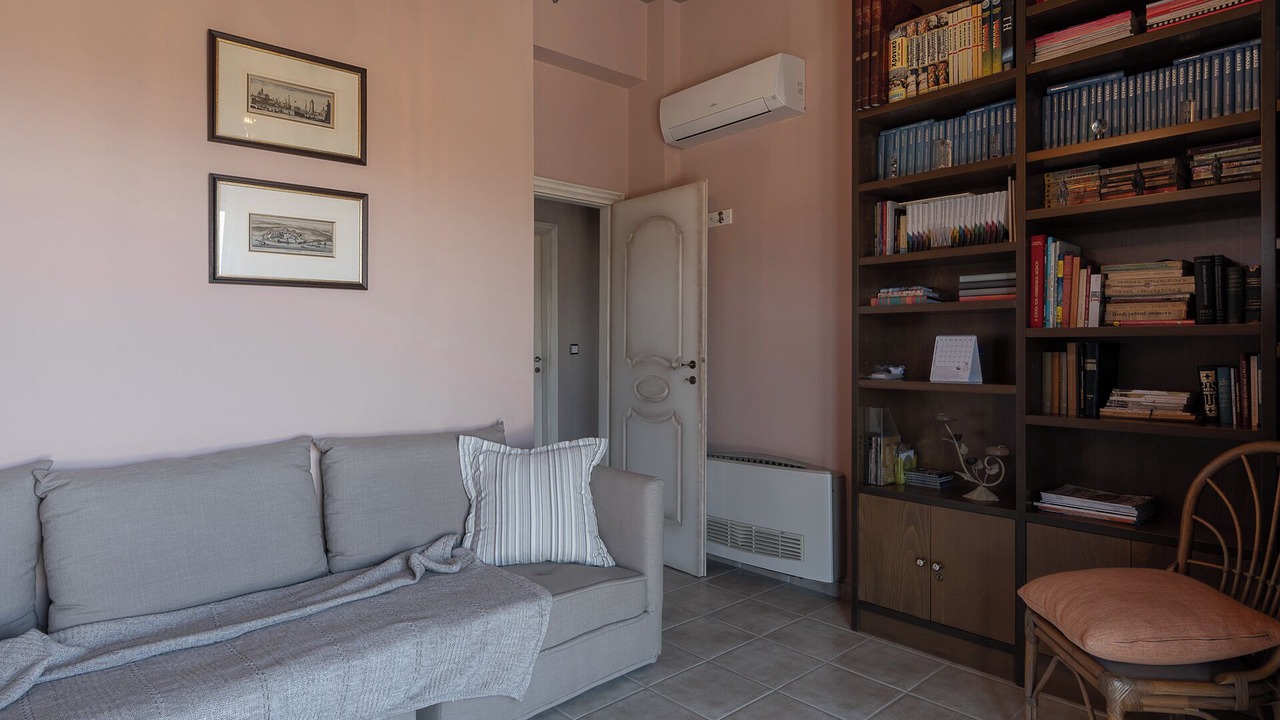 Photo of Others in Aigialeia