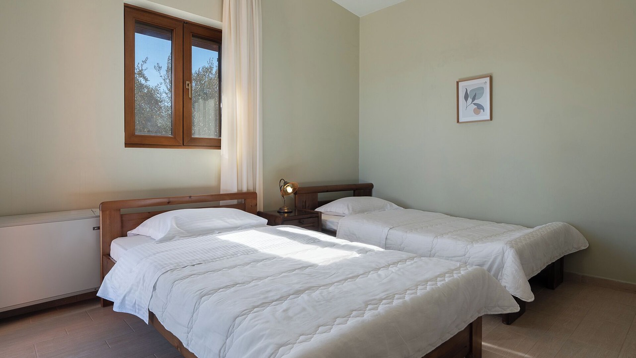 Photo of Bedroom in Aigialeia