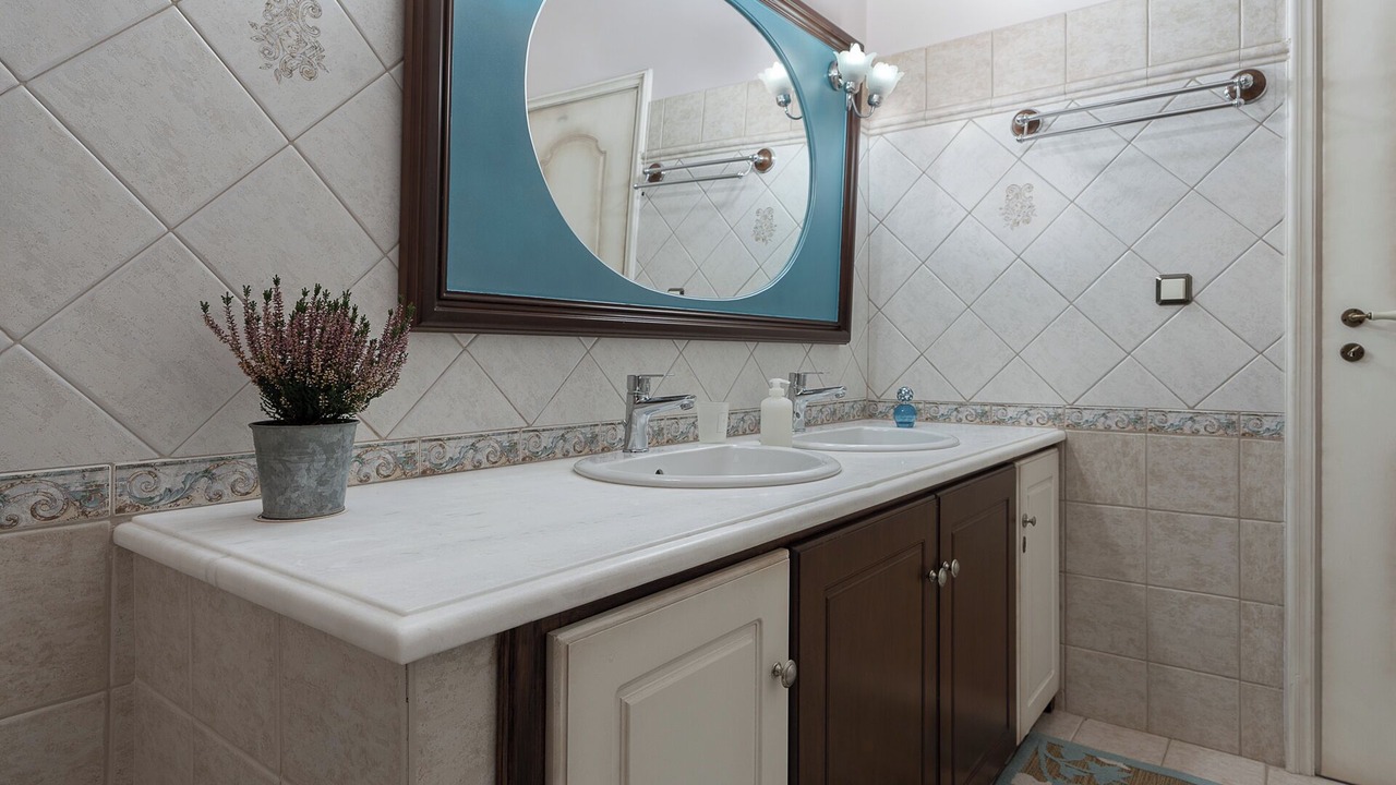 Photo of Bathroom in Aigialeia