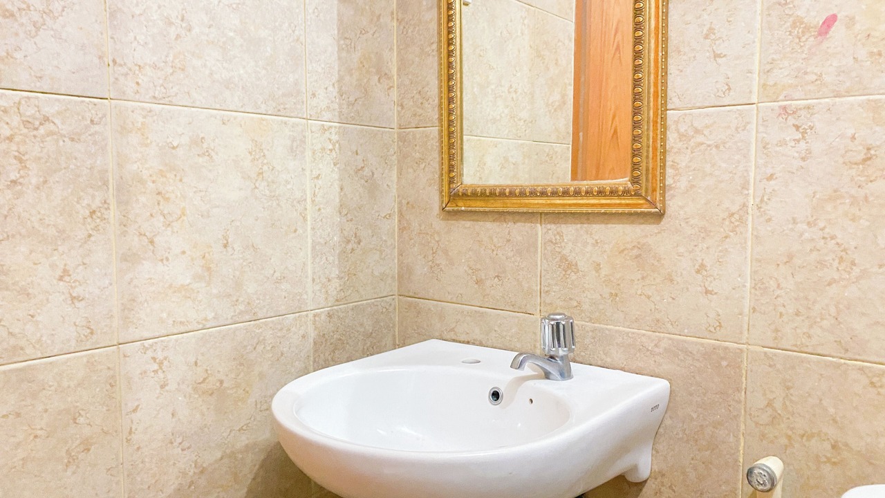 Photo of Bathroom in Panunggangan Utara