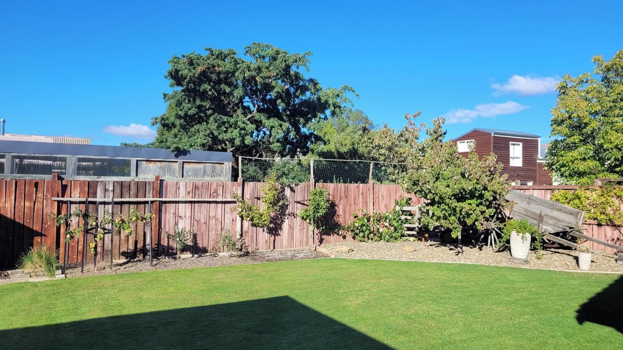 Photo of Outdoor in Lowburn