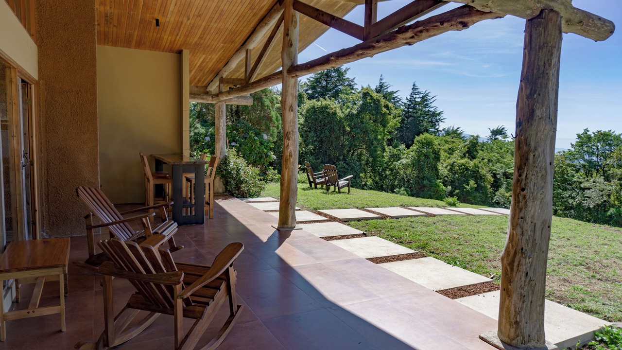 Photo of Patio Balcony in Poasito