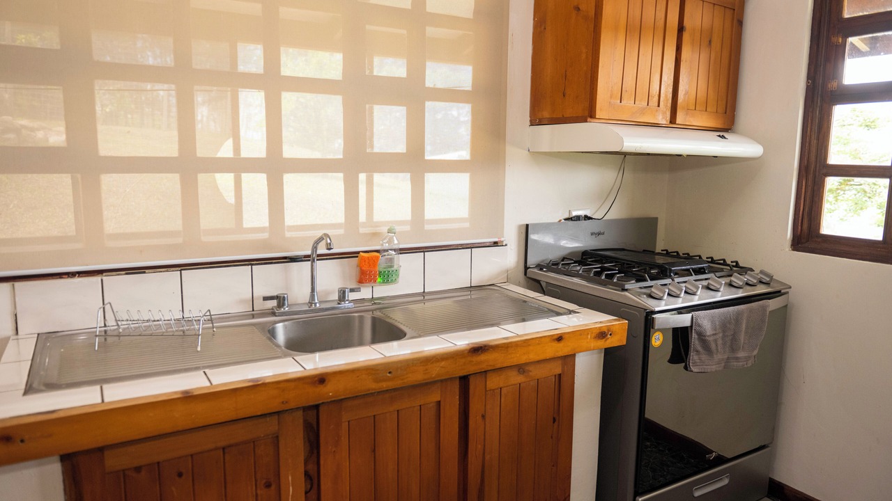 Photo of Kitchen in Roble