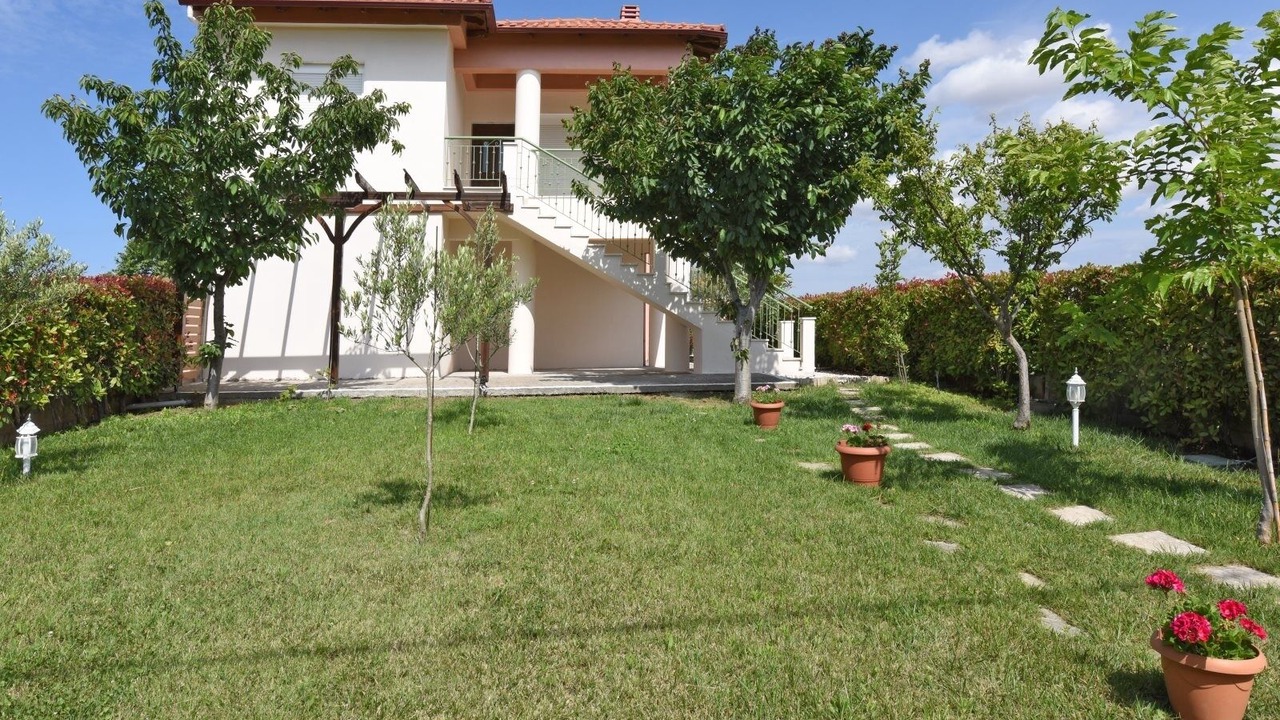 Photo of Outdoor in Paralia Dionysiou