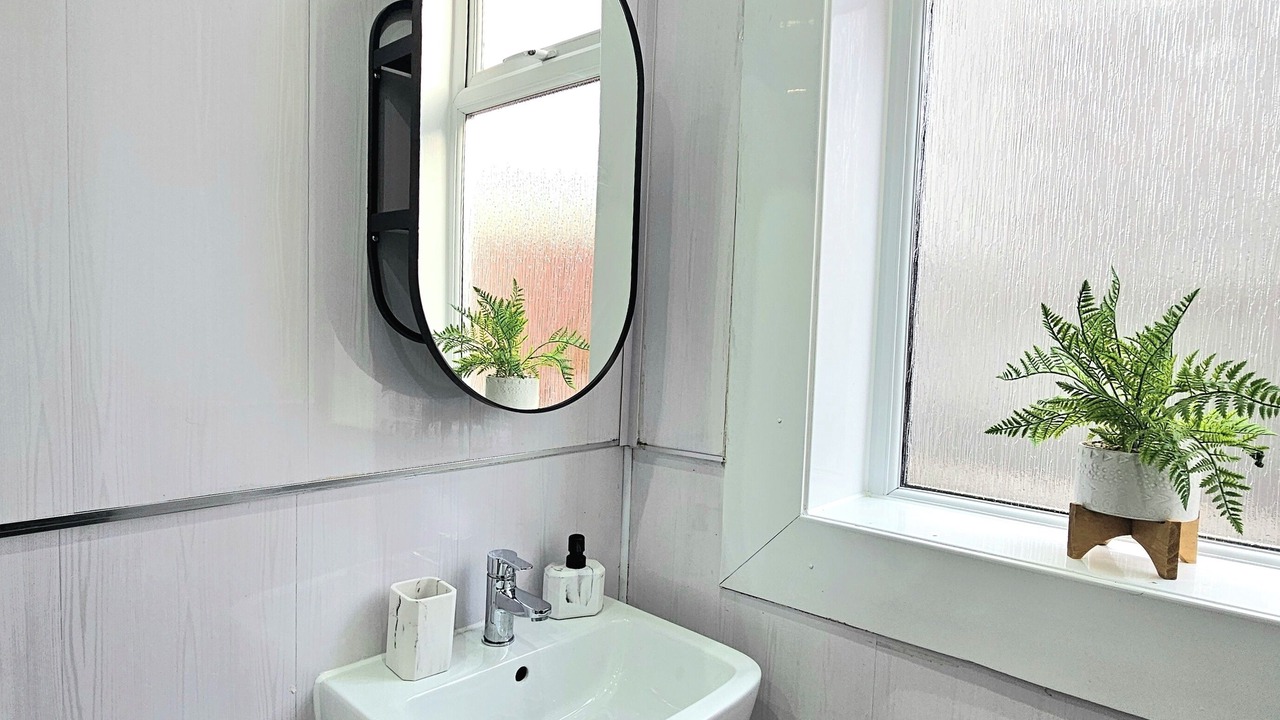 Photo of Bathroom in Rutherglen