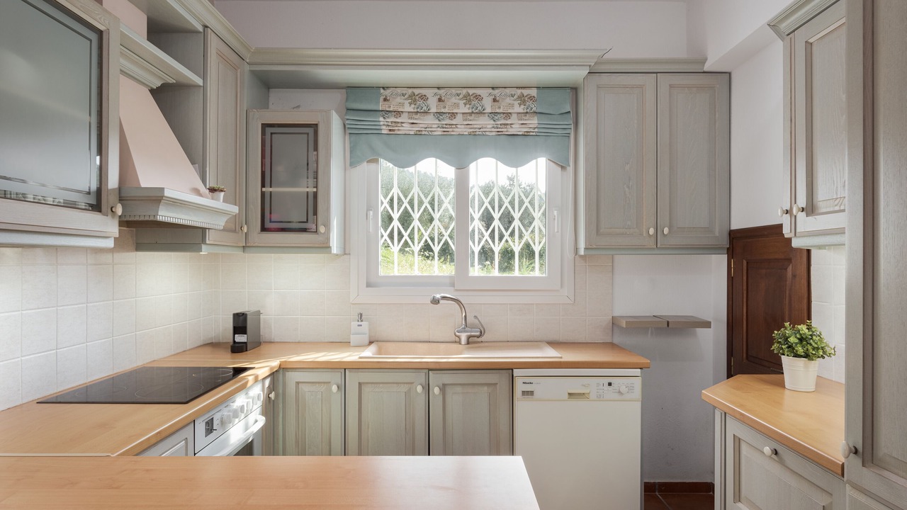 Photo of Kitchen in Skiathos