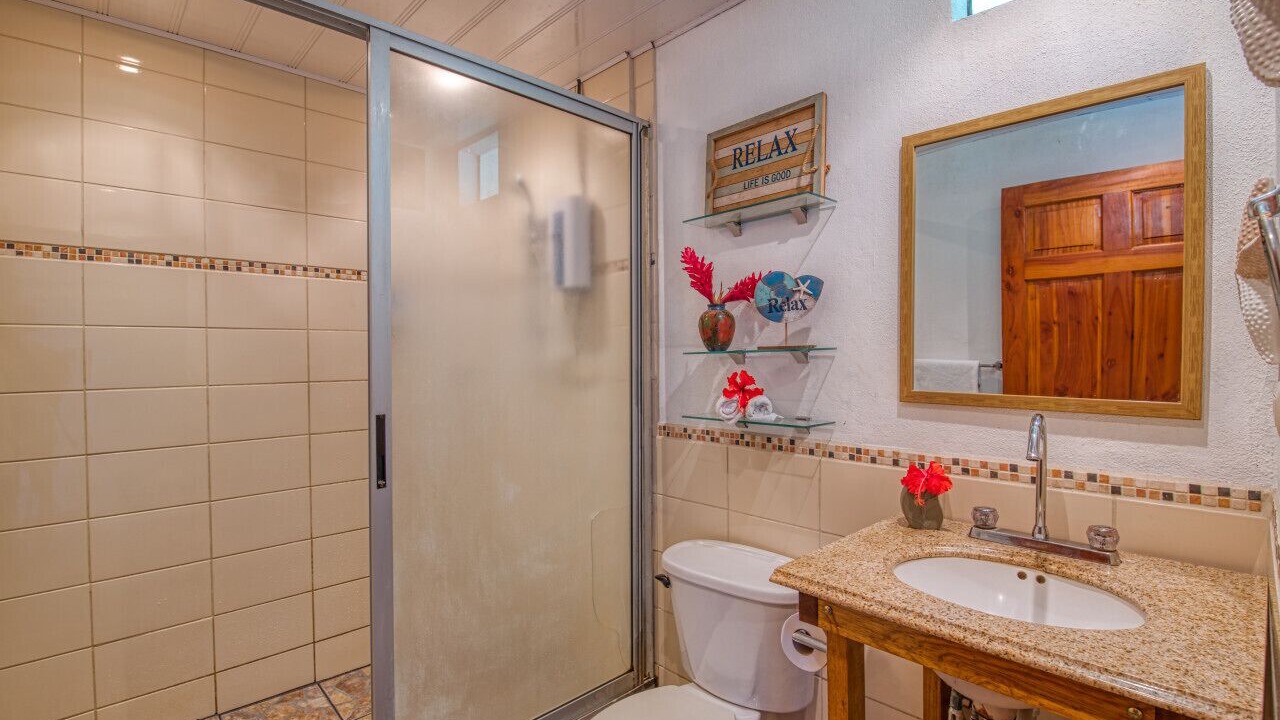 Photo of Bathroom in Pacuare Reserve