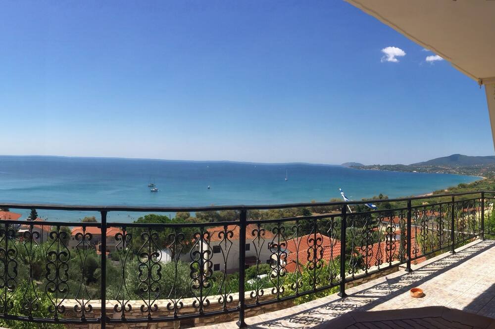 Photo of Outdoor in Koroni