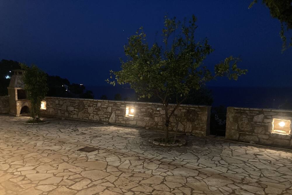 Photo of Patio Balcony in Koroni