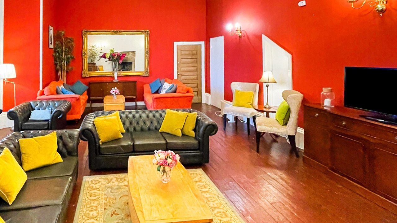 Photo of Livingroom in Gorebridge