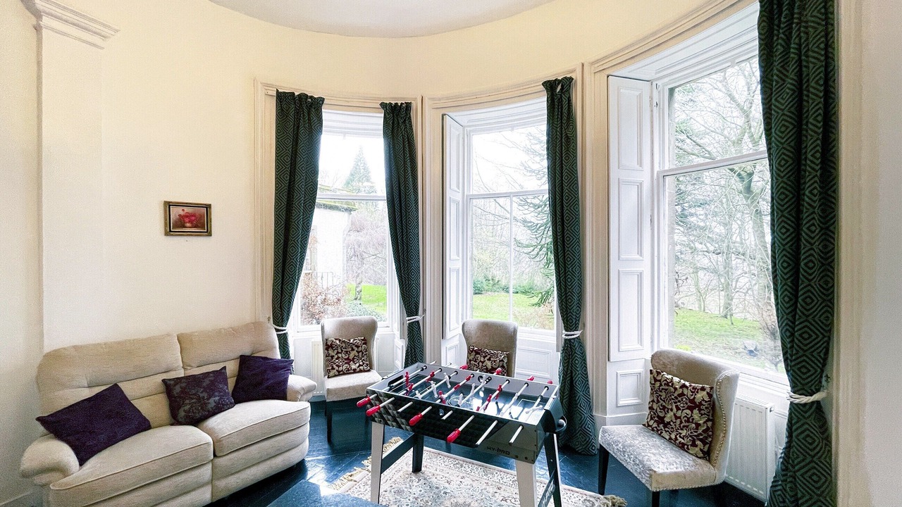 Photo of Livingroom in Gorebridge