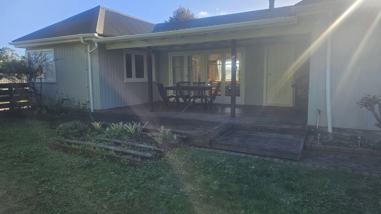 Photo of Outdoor in Holdens Bay