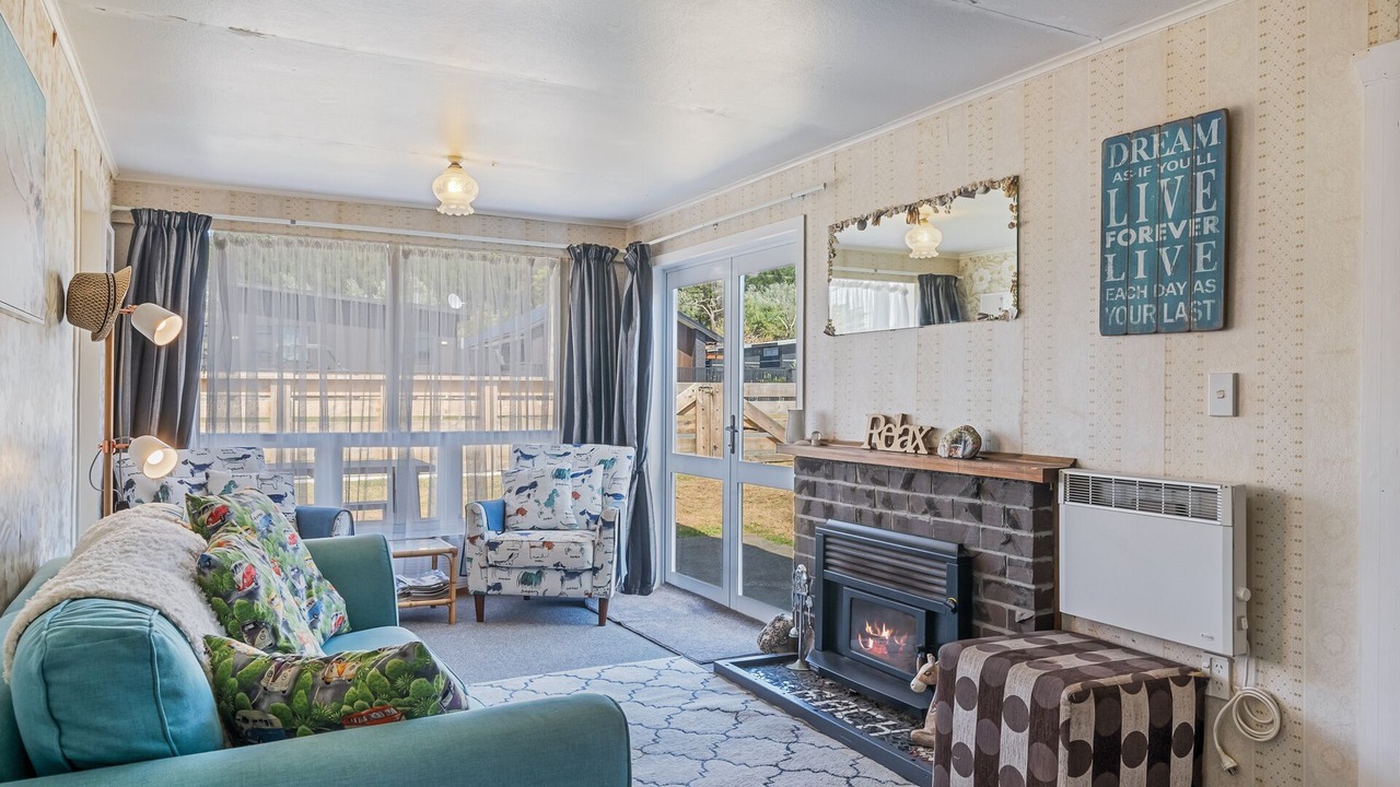 Photo of Livingroom in Foxton Beach