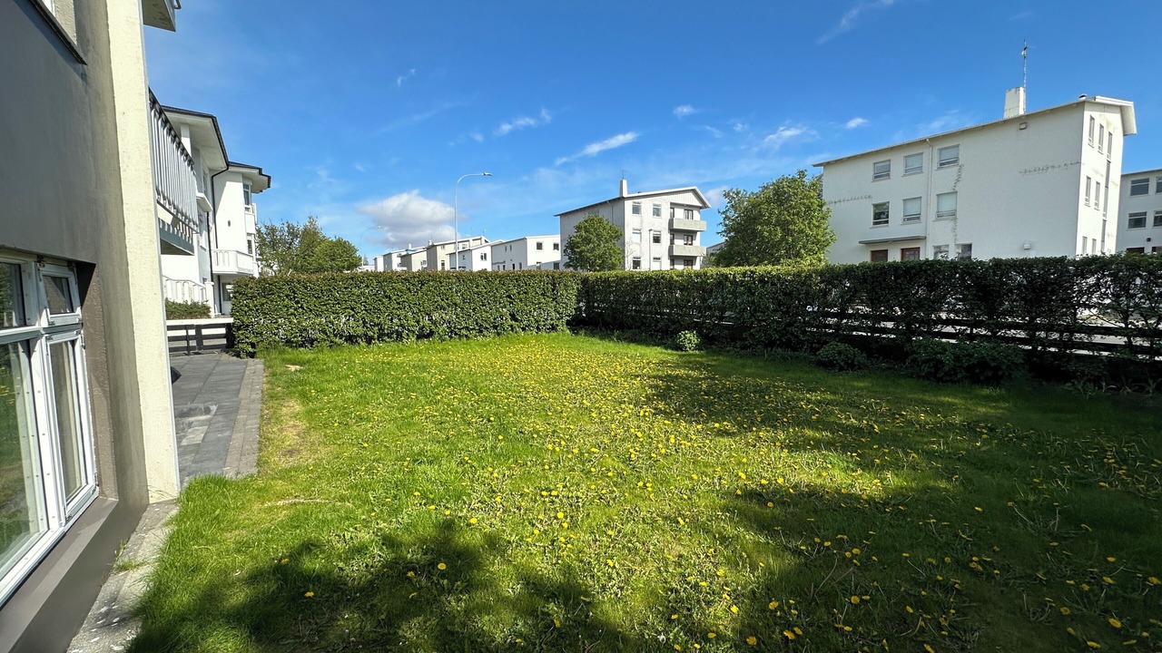 Photo of Outdoor in Laekir