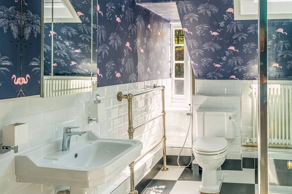 Photo of Bathroom in Aberfeldy