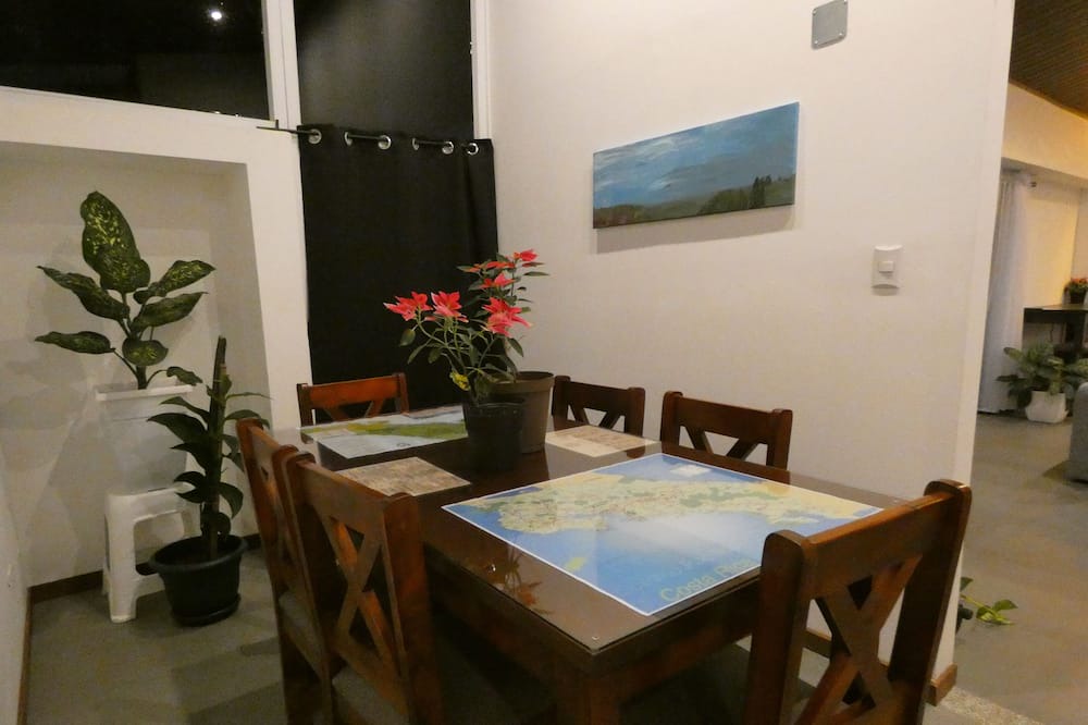 Photo of Bathroom in Turrialba