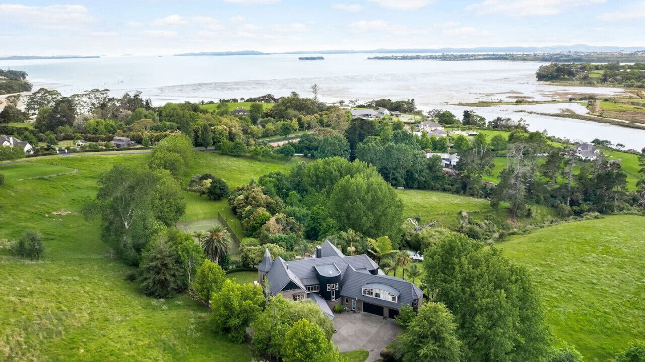 Photo of Outdoor in Whitford