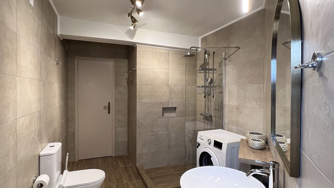 Photo of Bathroom in Vathy
