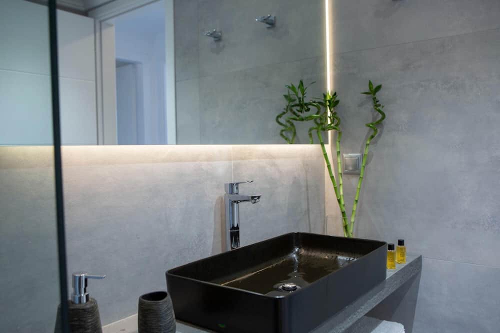 Photo of Bathroom in Apolpaina