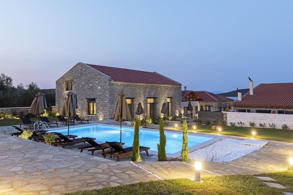 Photo of Outdoor in Sourpi