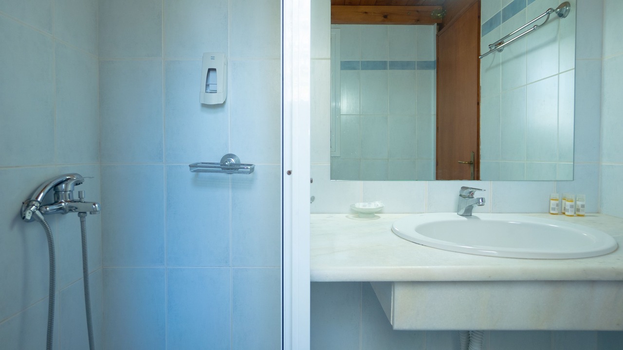 Photo of Bathroom in Lixouri