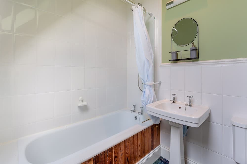 Photo of Bathroom in Invergordon