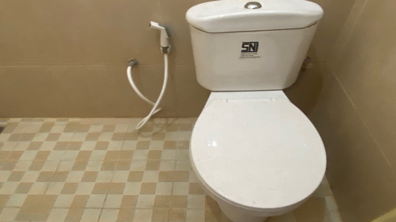 Photo of Bathroom in Kecamatan Janapria