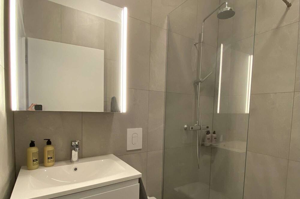 Photo of Bathroom in Grundarfjordur