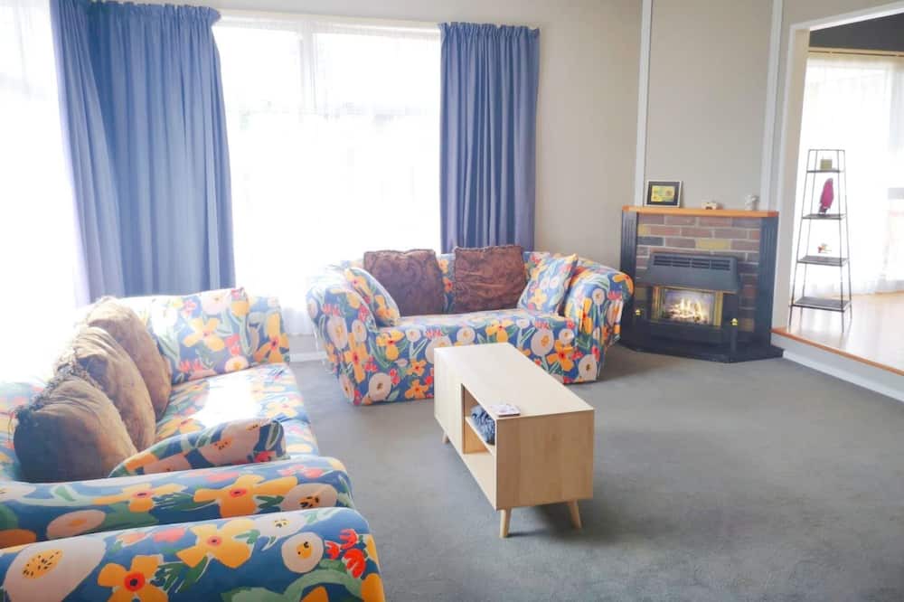 Photo of Livingroom in Springfield