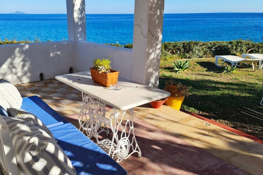 Photo of Patio Balcony in Kampos Marathokampou