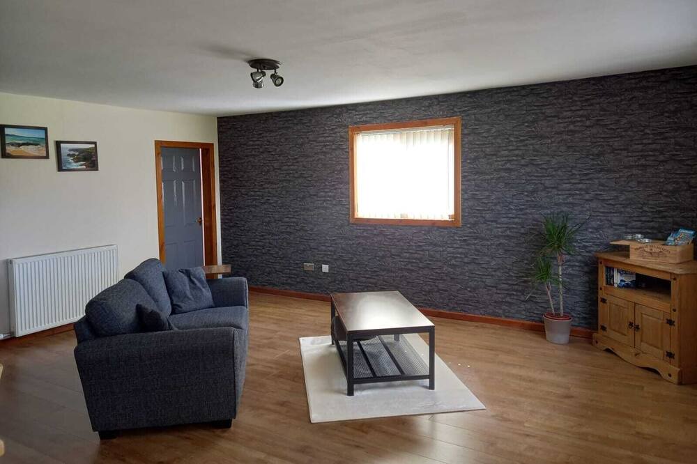 Photo of Livingroom in Elgin