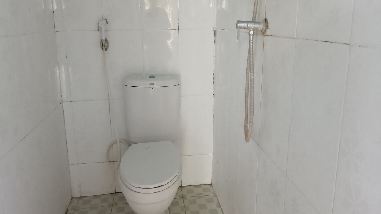 Photo of Bathroom in Kecamatan Praya Barat Daya