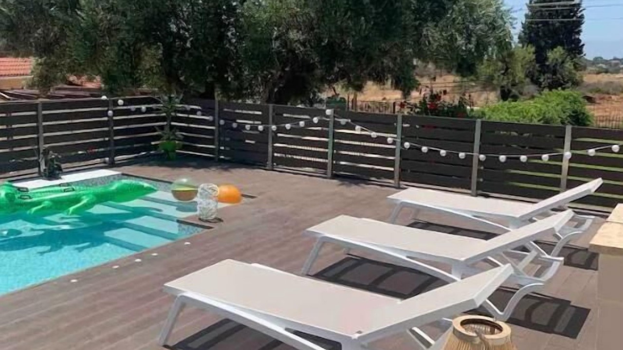 Photo of Outdoor in Karavados