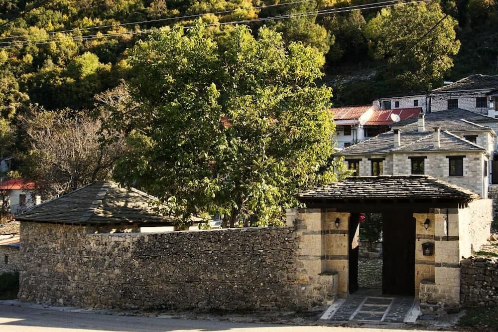 Photo of Outdoor in Asprangeloi