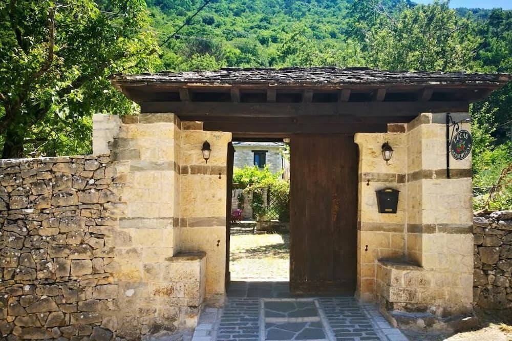 Photo of Outdoor in Asprangeloi