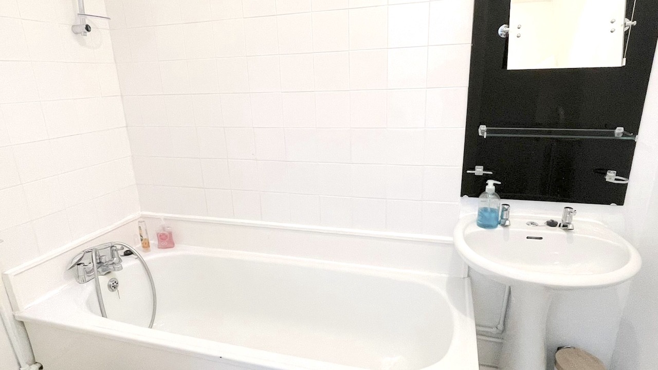 Photo of Bathroom in Lairg