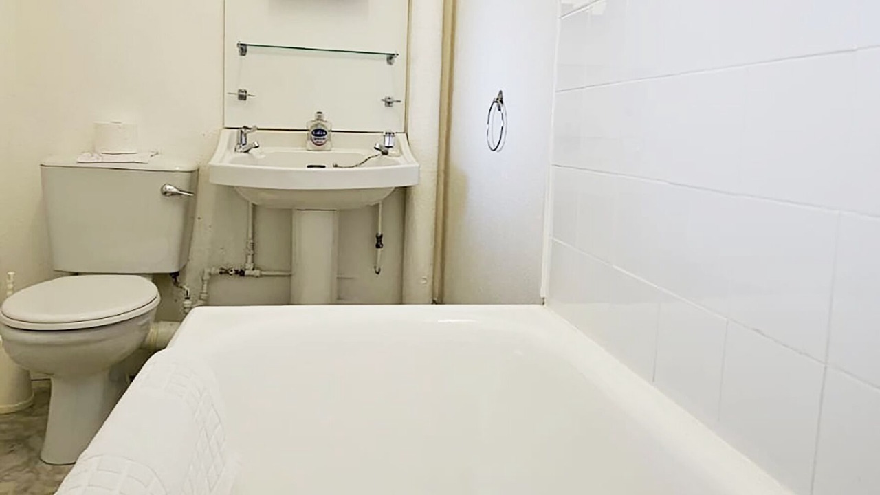Photo of Bathroom in Lairg