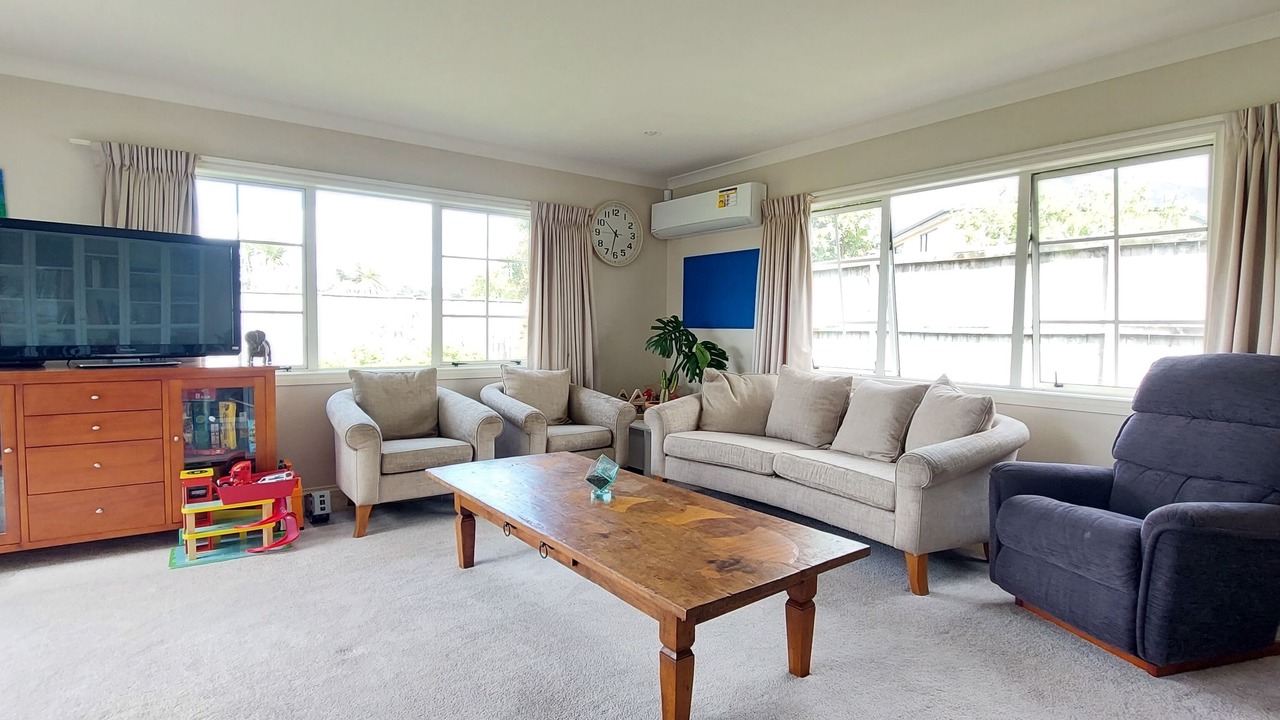 Photo of Livingroom in Pinehill