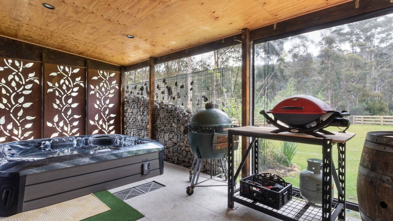 Photo of Outdoor in Longley