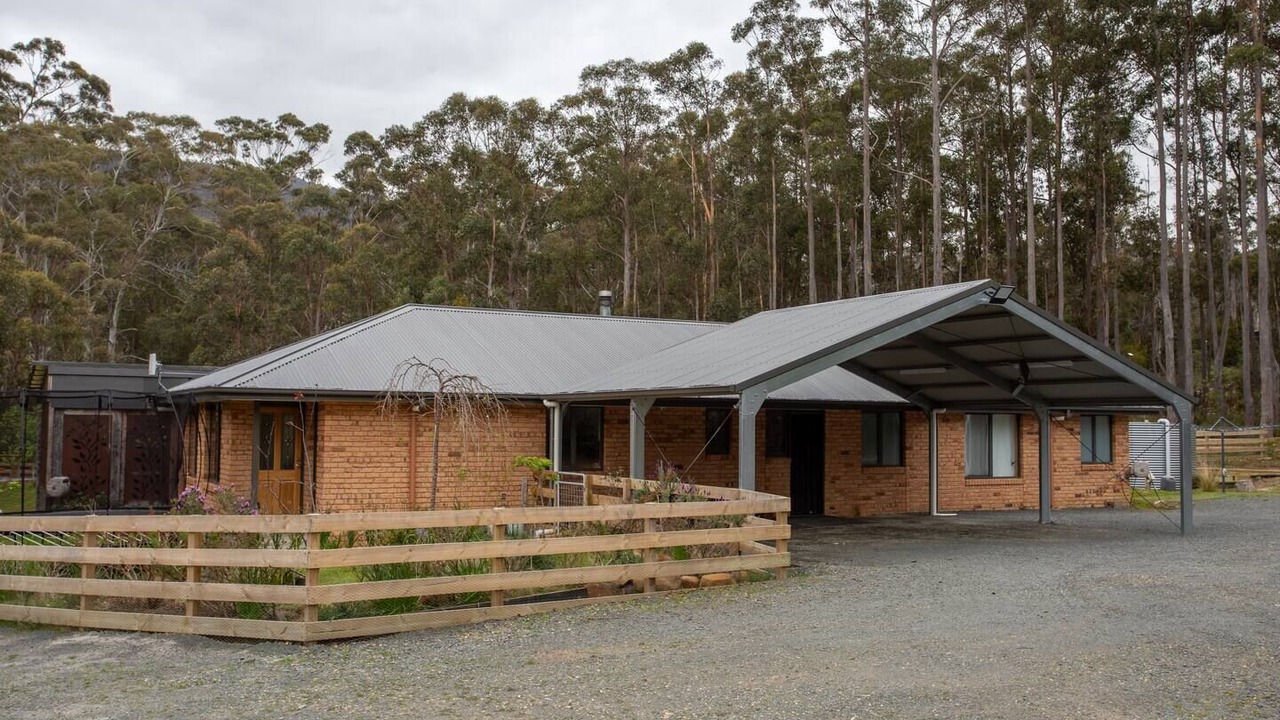 Photo of Outdoor in Longley