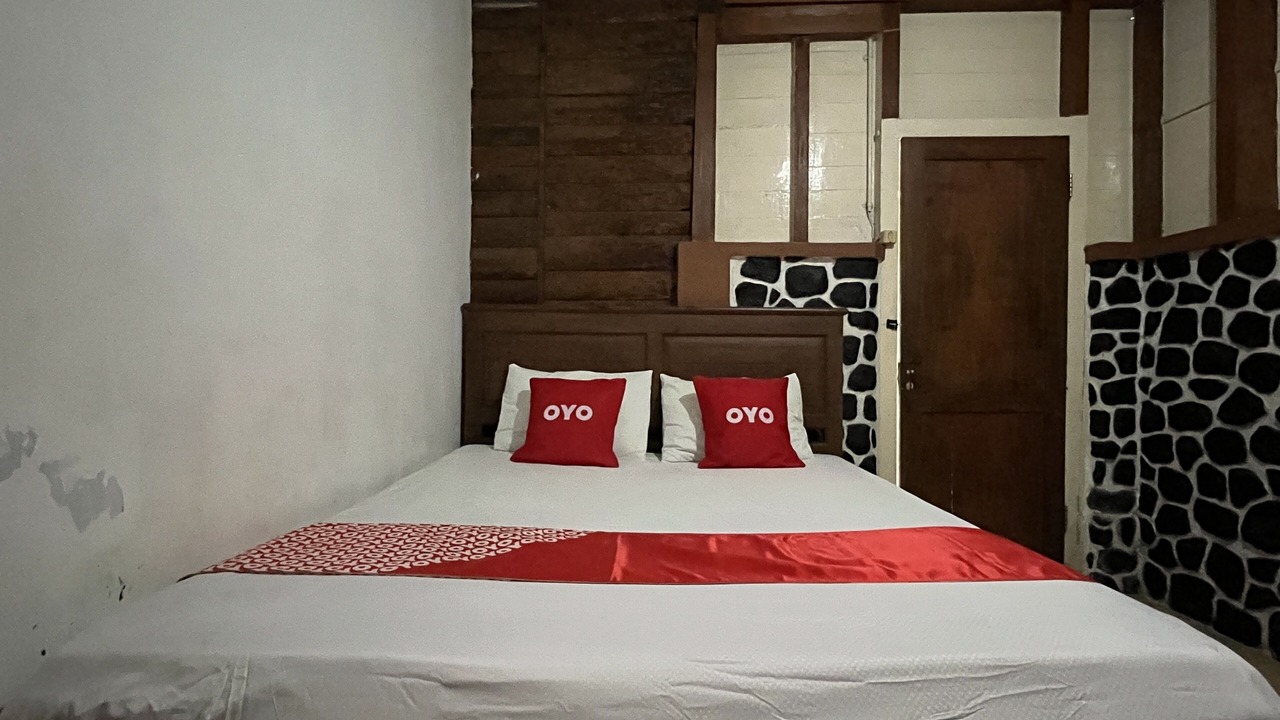 Photo of Bedroom in Trawas