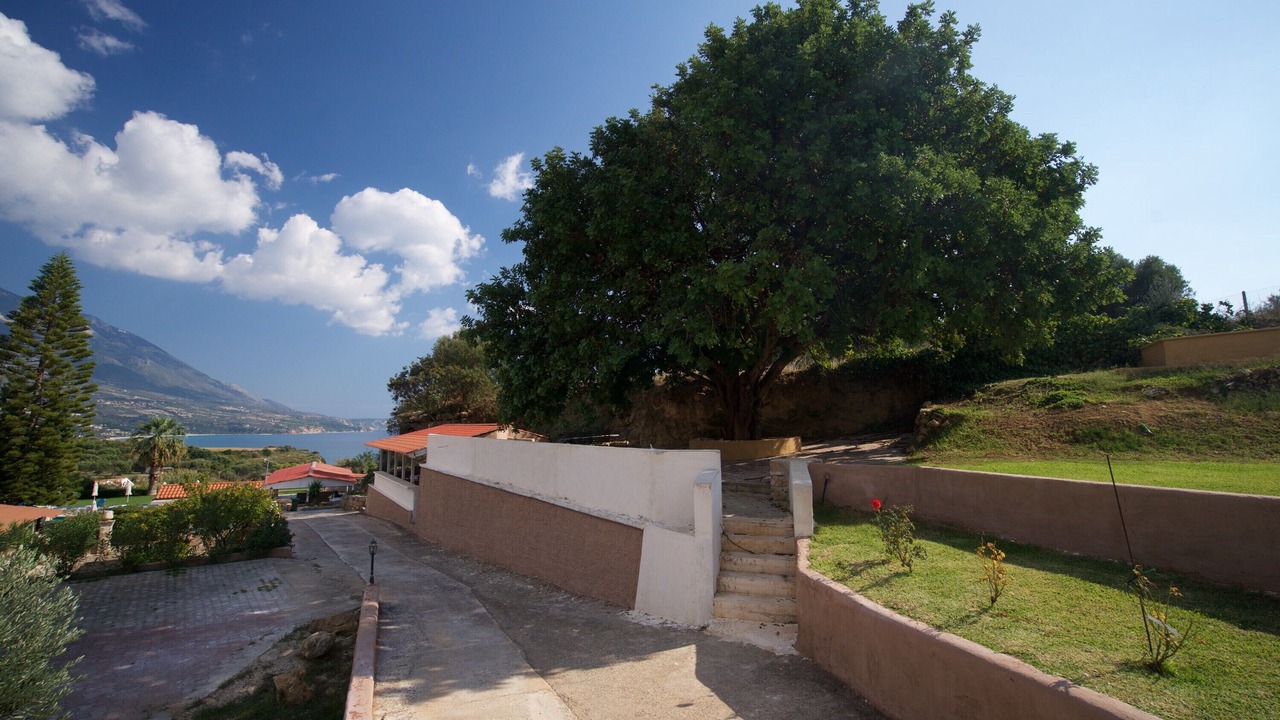 Photo of Outdoor in Karavados