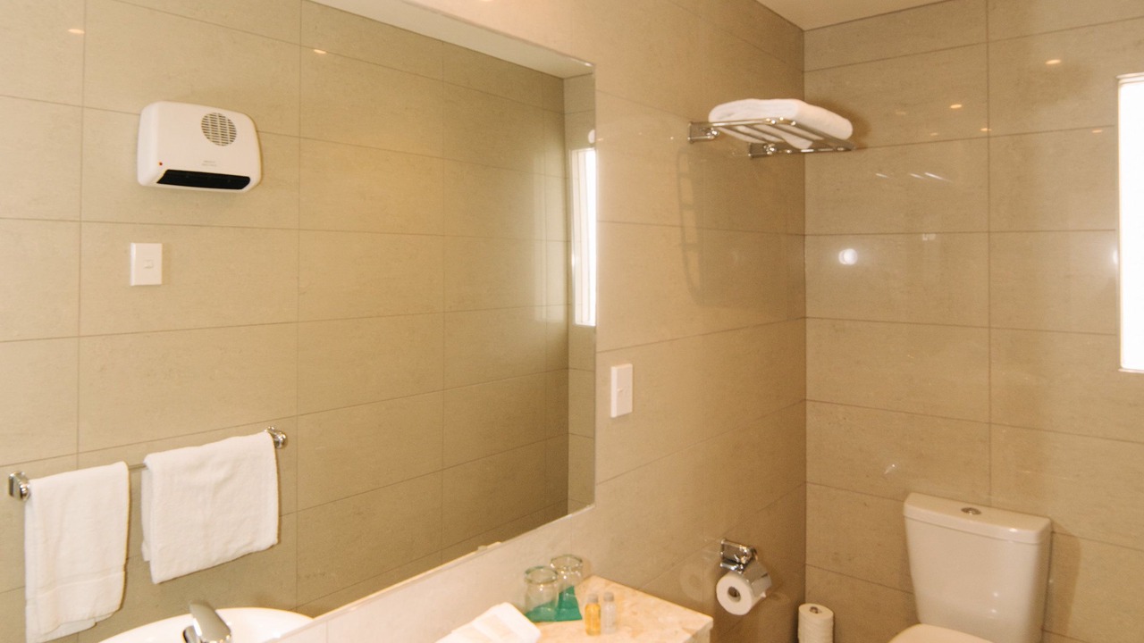 Photo of Bathroom in Oamaru
