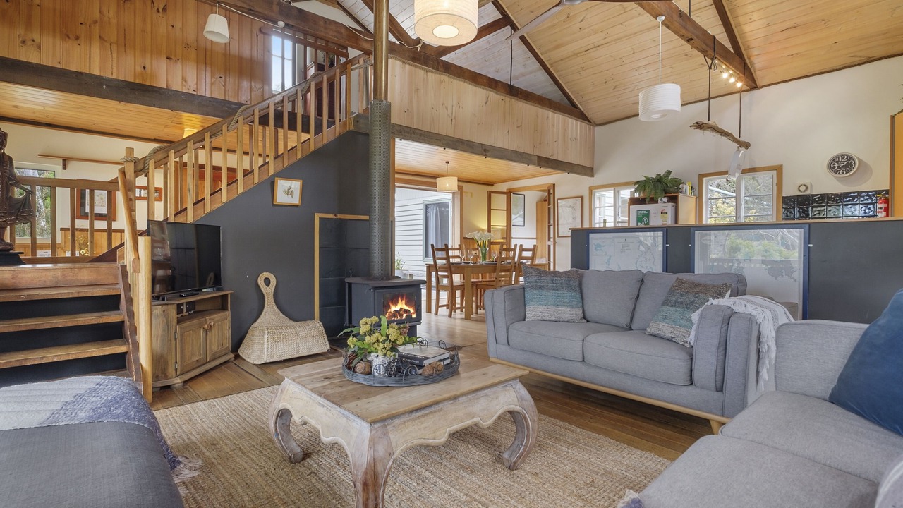 Photo of Livingroom in Alonnah