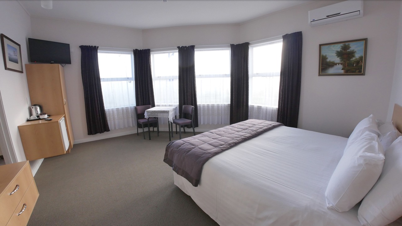 Photo of Bedroom in Waitara